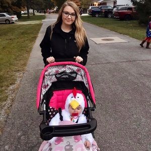 Meet your Posher, Lexi